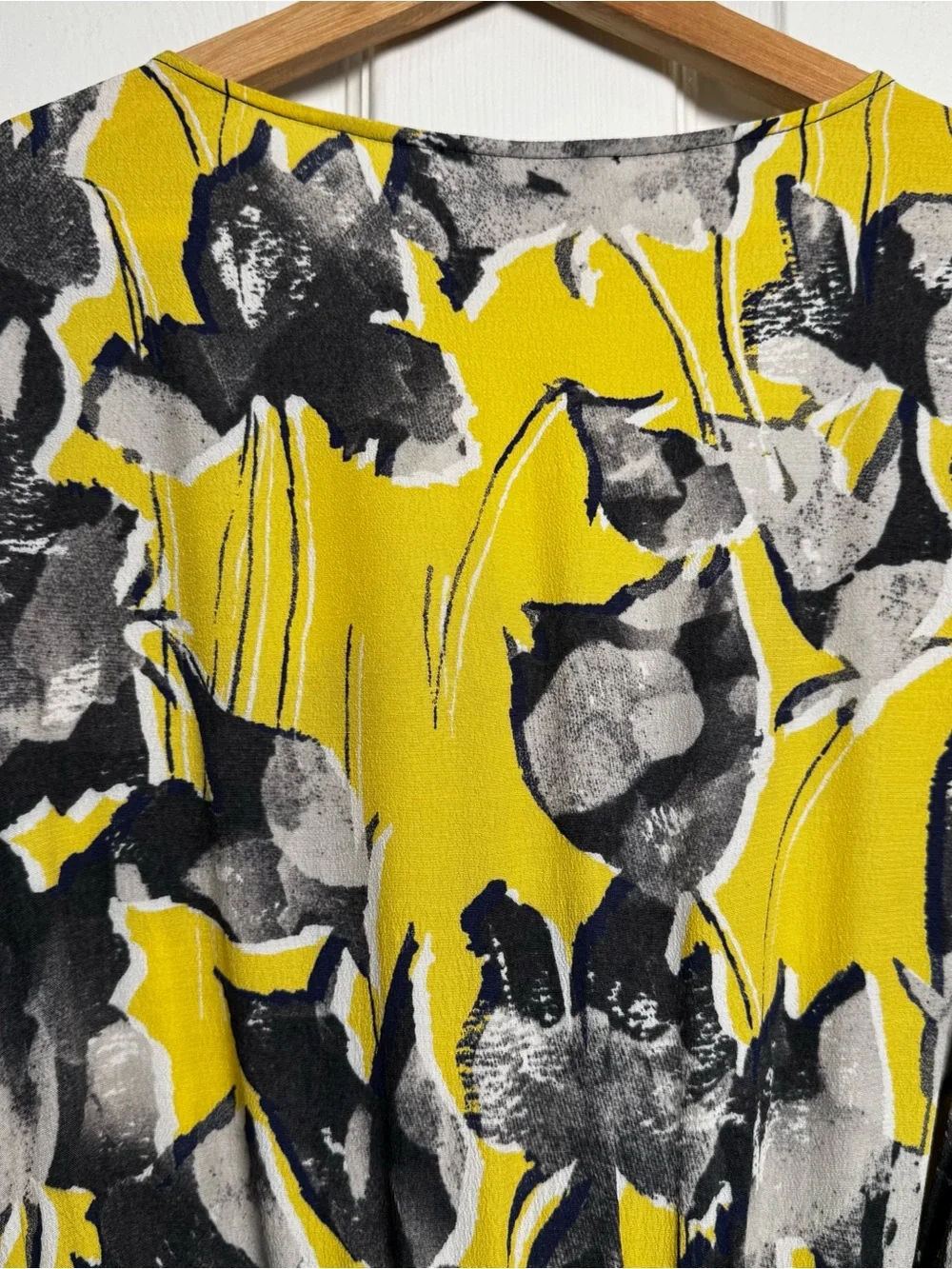 Anthropologie Elevenses Yellow Floral Somerset Romper Belted Medium Pockets